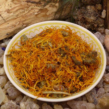 Load image into Gallery viewer, Calendula Flowers - Calendula officinalis